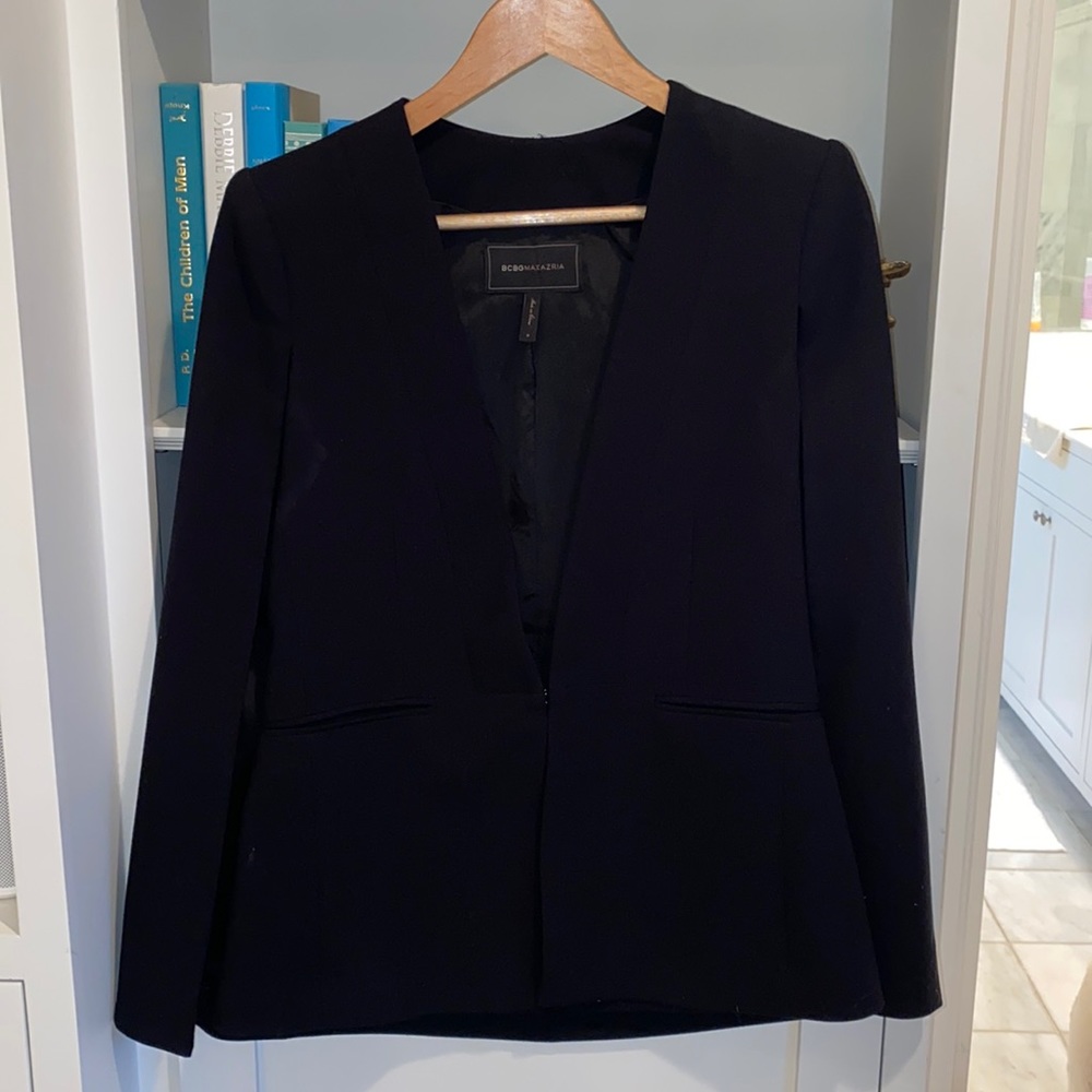 BCBG Black Cape